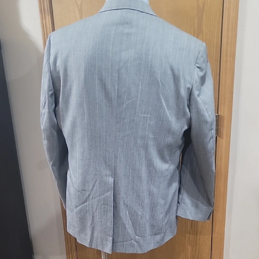 Laughton Hunter Elegant Gray Striped Men's Blazer